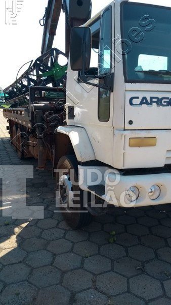 Ford Cargo 2425 3 Eixos Diesel 2001