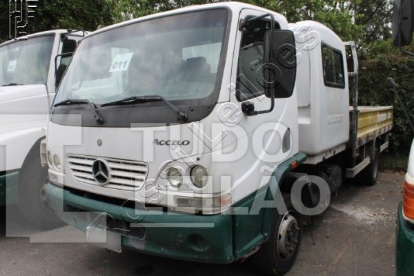 Mercedes Benz Accelo 915C Diesel 2011
