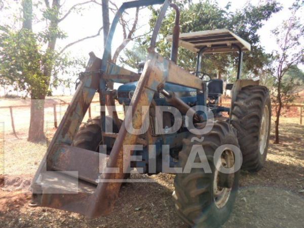 Ford D 6630 C/implemento 1998
