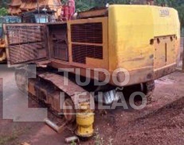 Retroescavadeira Cta 390D, 2013 - Nova Lima/ Mg