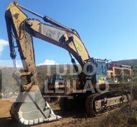 Caterpillar 390DL 2021