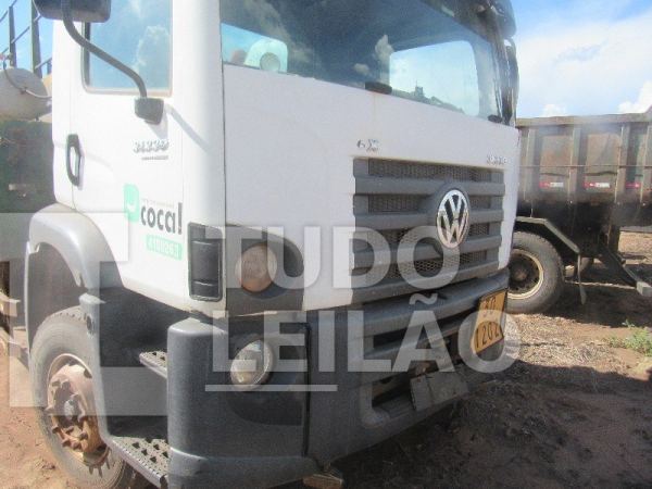 Volkswagen 31.330 E Constel 6x4 Diesel E5 2013