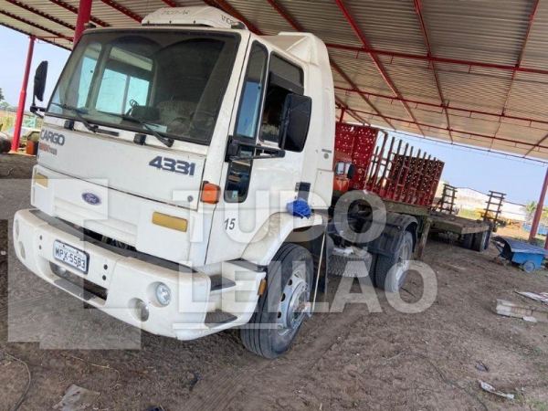 Ford Cargo 4331 2004