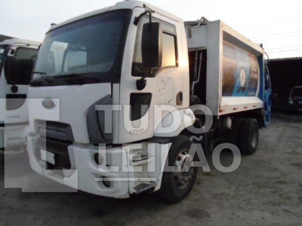 Ford Cargo 1215 Diesel 2011