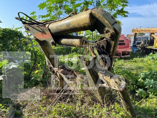 Munck 3750