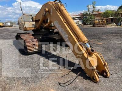 Escavadeira Case CX240