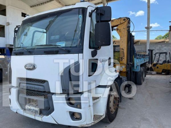 Ford Cargo 2429 E 6x2 Turbo Diesel E5 2013