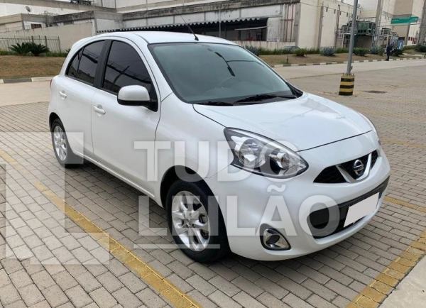 Nissan March S 1.0 Flex 2018