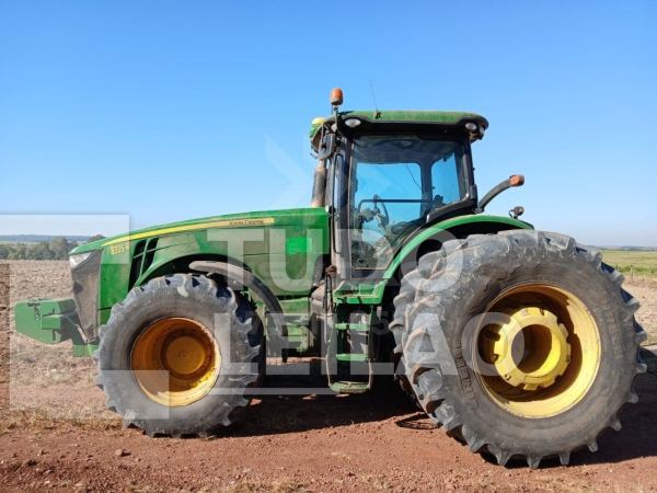 John Deere 8335R 2013