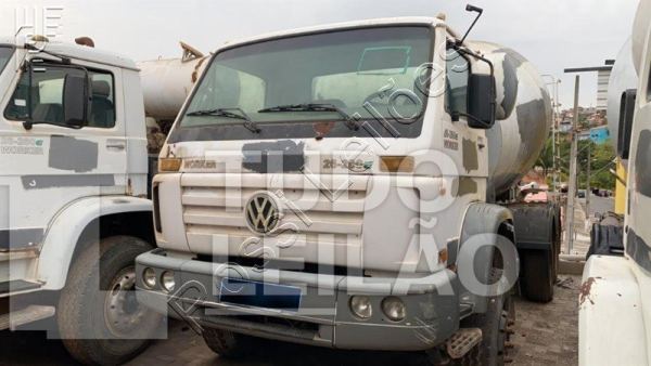 Volkswagen 26.260 E Constel 6x4 Diesel E5 2007