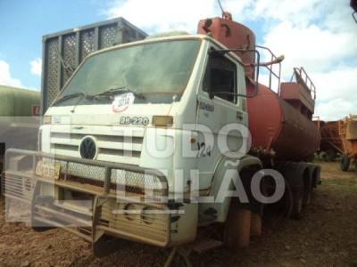 V W Mod 26.220 Tanque Ferro De Aprox 15 Mil Litros Cândida 2005